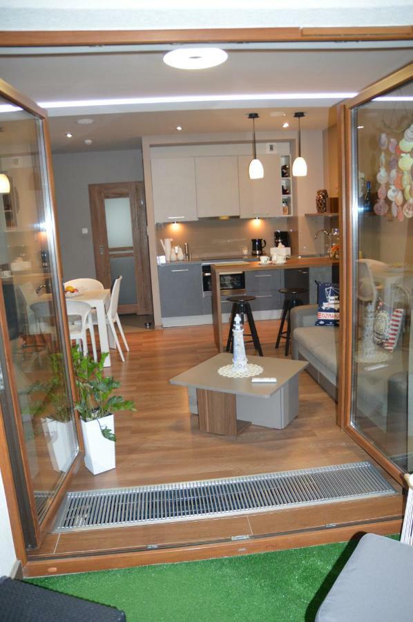 Apartament Z Widokiem Na Morze Dziwnówek Eksteriør billede